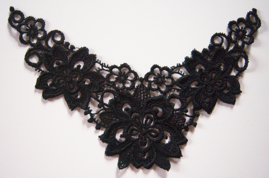 Black 6 1/2" x 8 1/4" Venise Lace Yoke