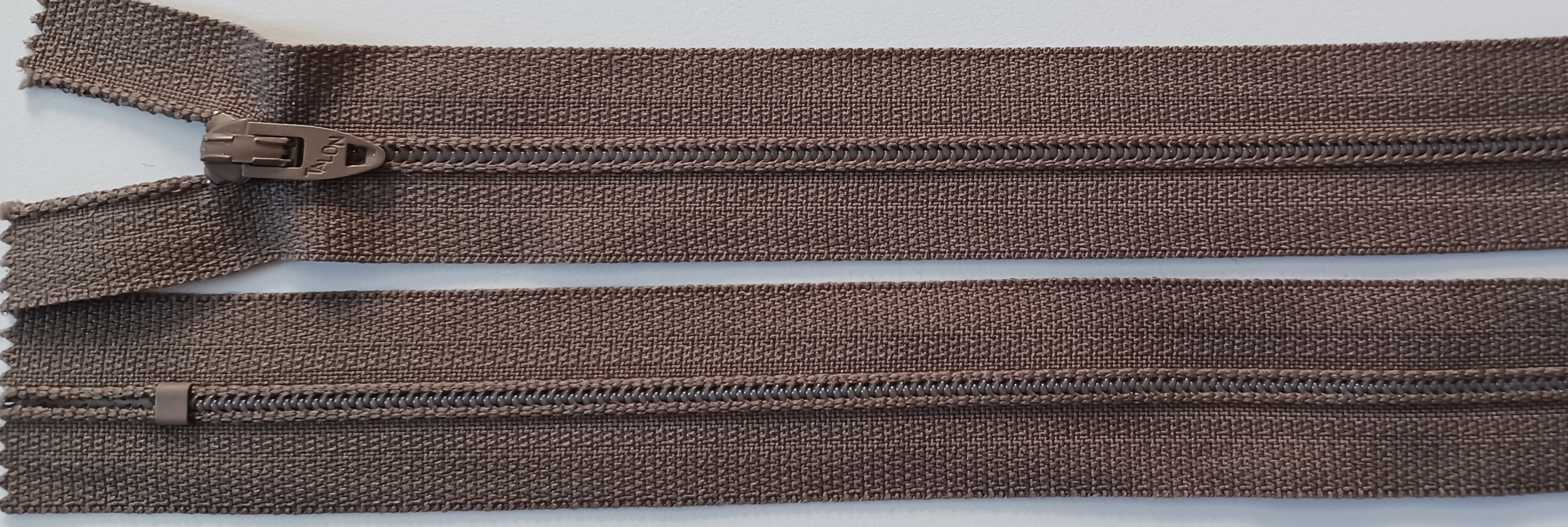 Talon Pebble 7" Zipper