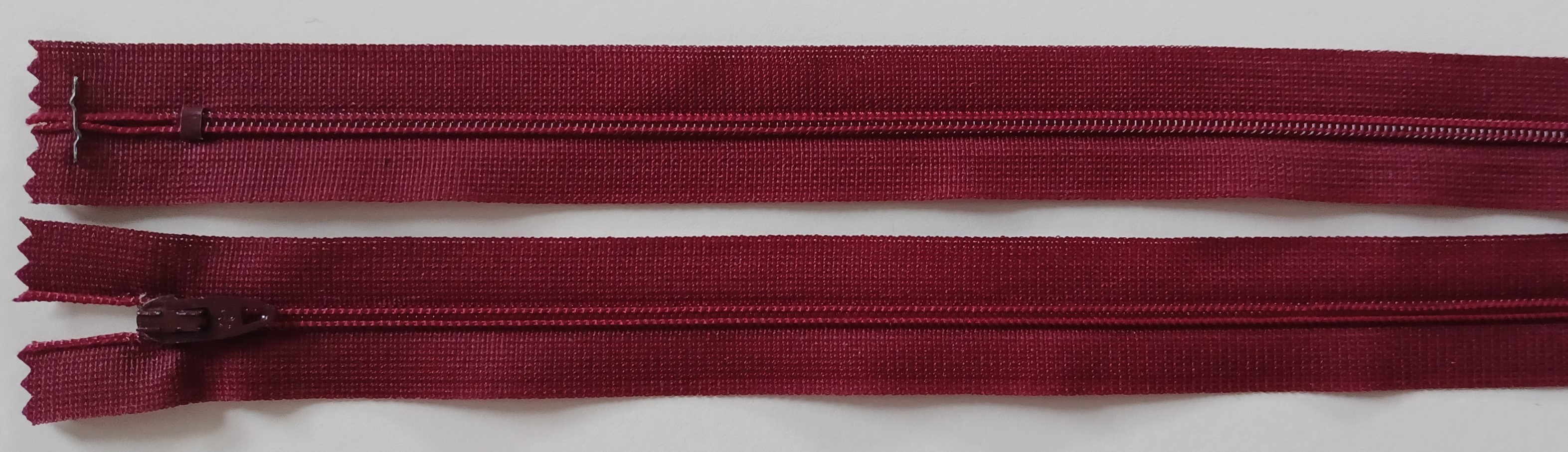 Coats & Clark 8.5" Wine Nylon Coil Zipper