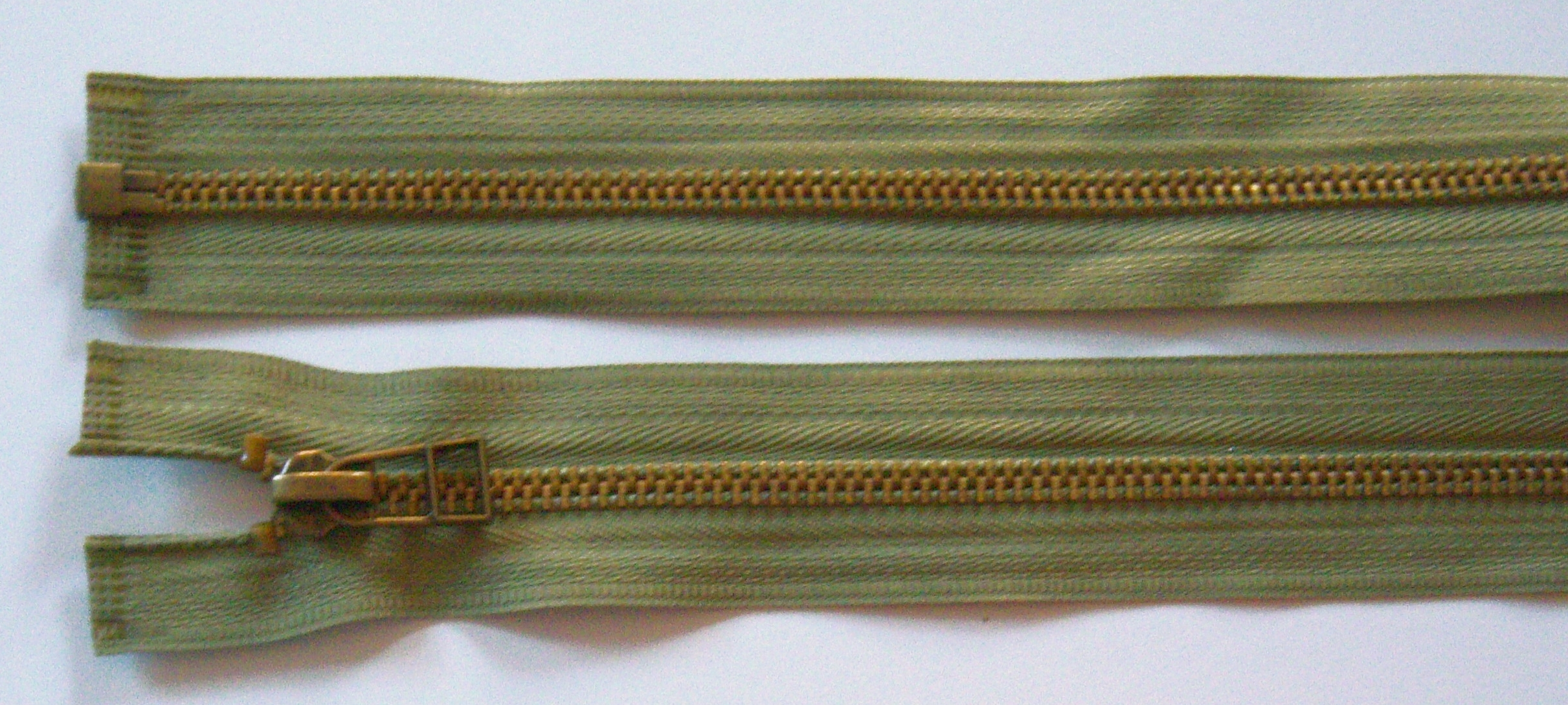 Willow YKK 23" Metal Separating Zipper