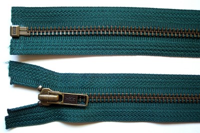 Hemlock YKK 22" Metal Separating Zipper